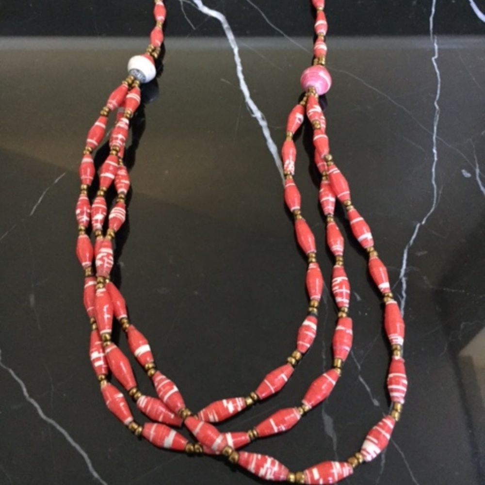 Slum Dr. Paper Red Bead Necklace